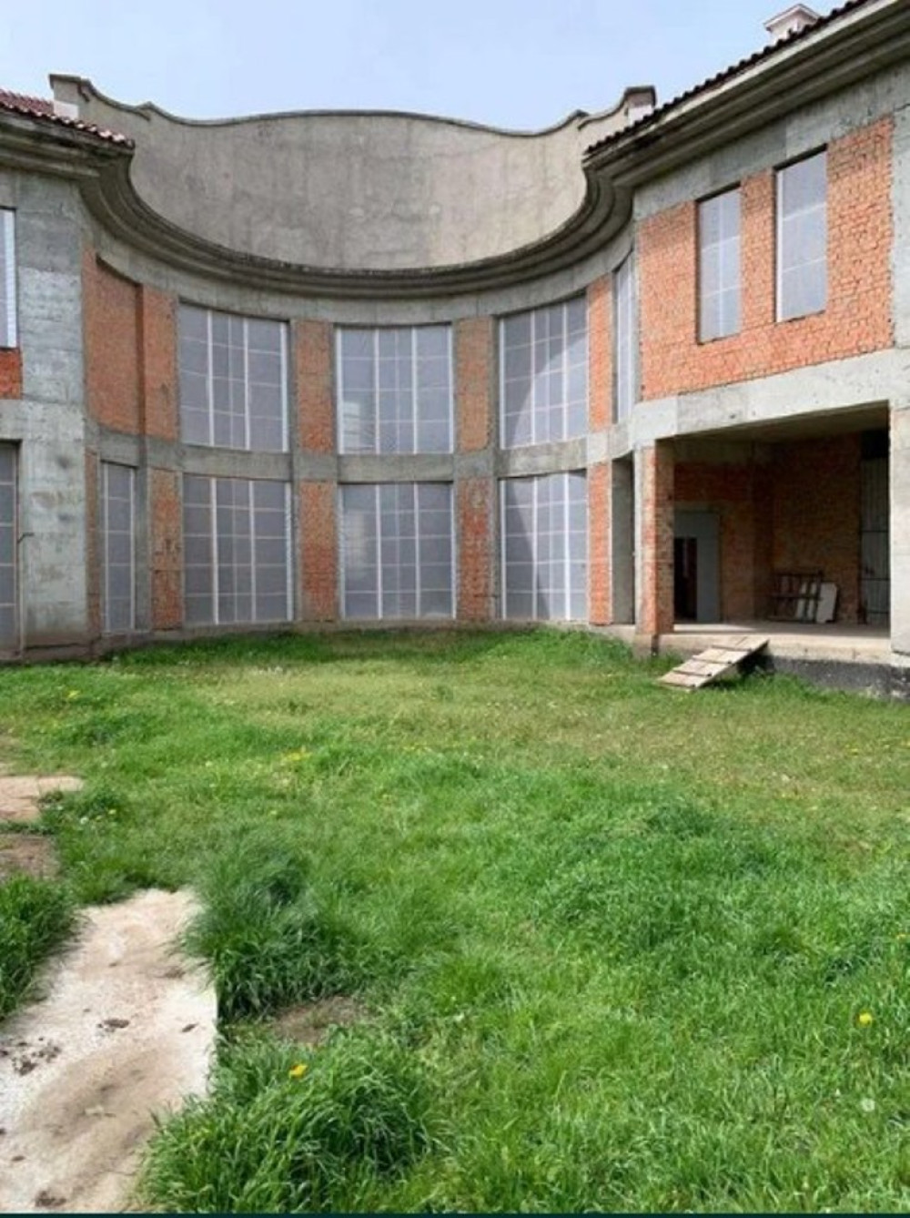 Дом на ул. Французский бульвар, 1200 м², 2 200 000$ — FAKTOR