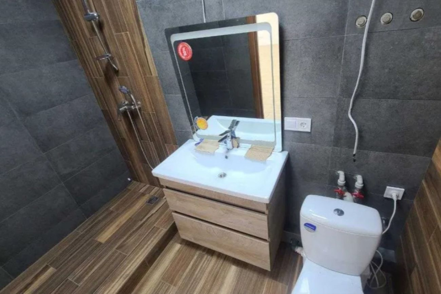 Коммерческая недвижимость на ул. Зоопарковая, 130 м², 108 000$ — FAKTOR
