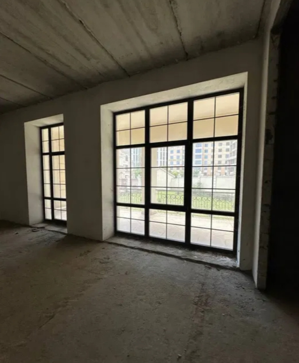 Дом на ул. Французский бульвар, 670 м², 650 000$ — FAKTOR