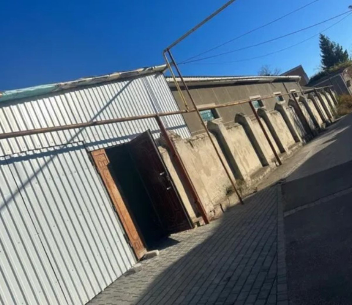Коммерческая недвижимость на ул. Экономическая, 600 м², 120 000$ — FAKTOR