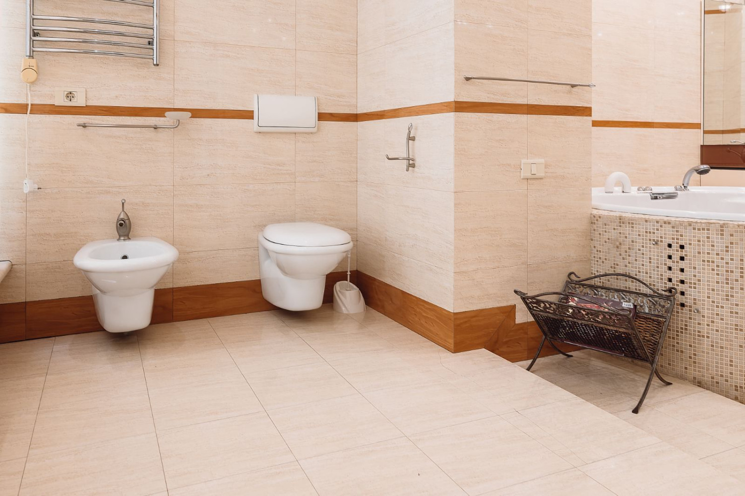 Квартира на ул. Дунаева пер, 217 м², 350 000$ — FAKTOR