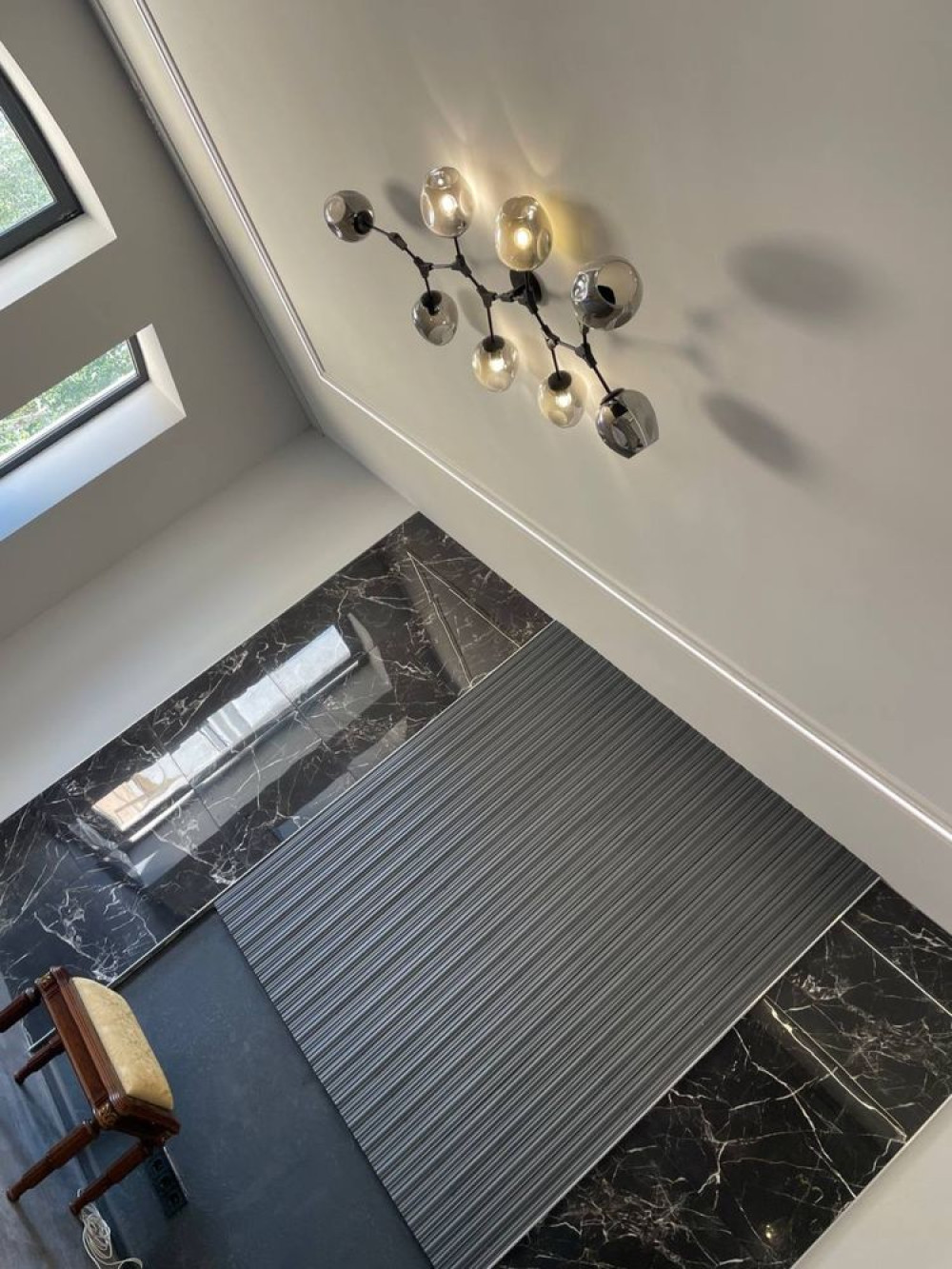 Дом на ул. Средняя, 625 м², 540 000$ — FAKTOR