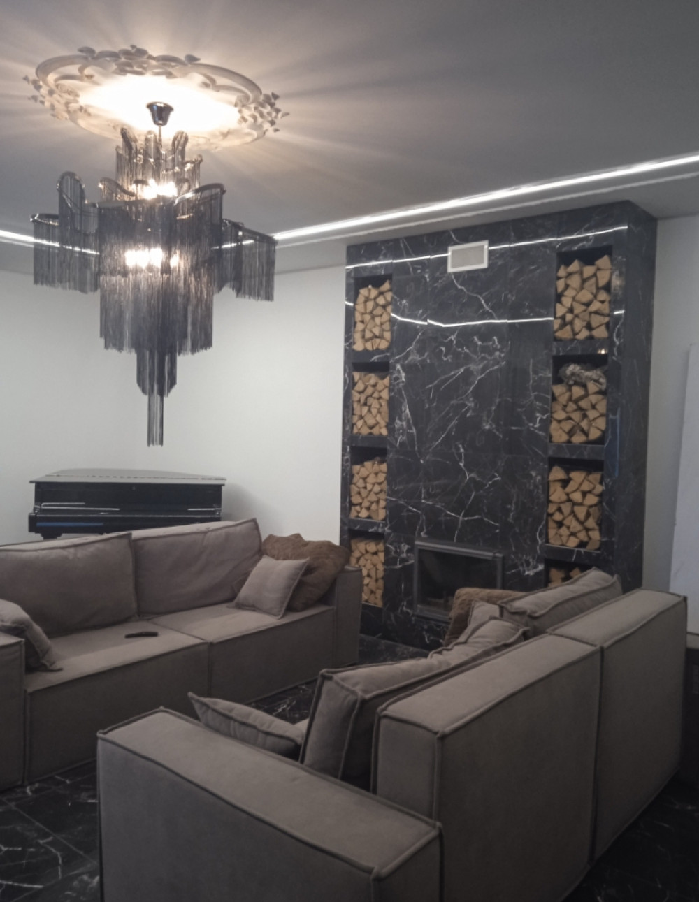 Дом на ул. Средняя, 625 м², 540 000$ — FAKTOR