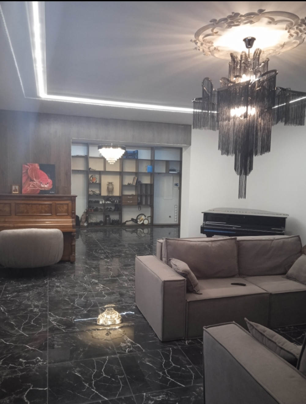 Дом на ул. Средняя, 625 м², 540 000$ — FAKTOR
