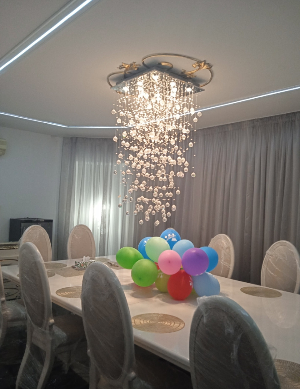 Дом на ул. Средняя, 625 м², 540 000$ — FAKTOR