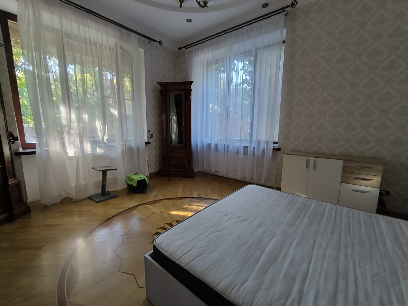 Дом на ул. Тимирязева, 392 м², 1 000 000$ — FAKTOR