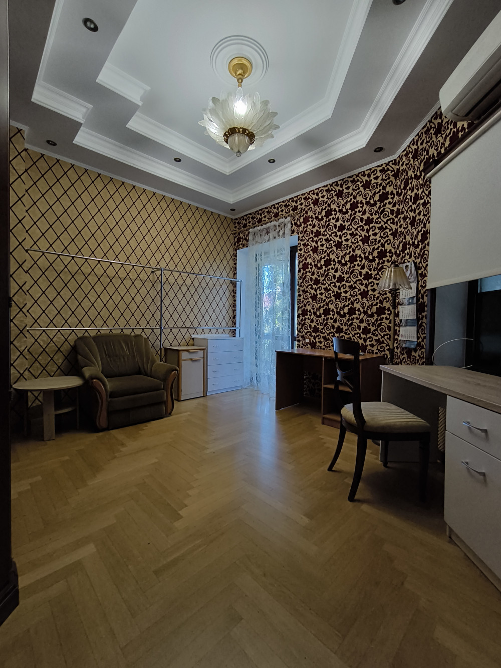 Дом на ул. Тимирязева, 392 м², 1 000 000$ — FAKTOR