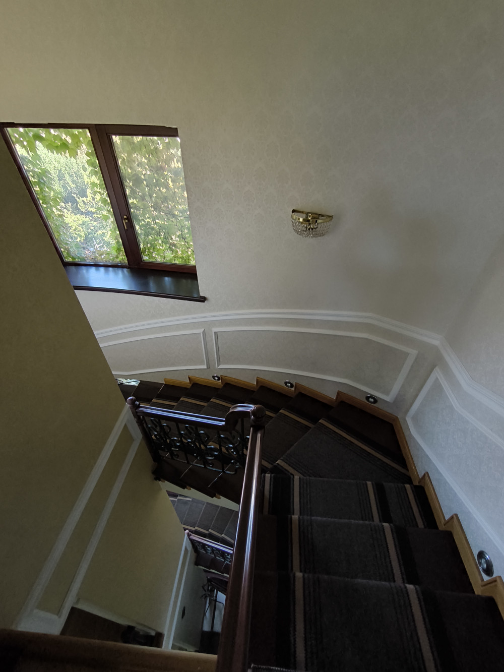 Дом на ул. Тимирязева, 392 м², 1 000 000$ — FAKTOR