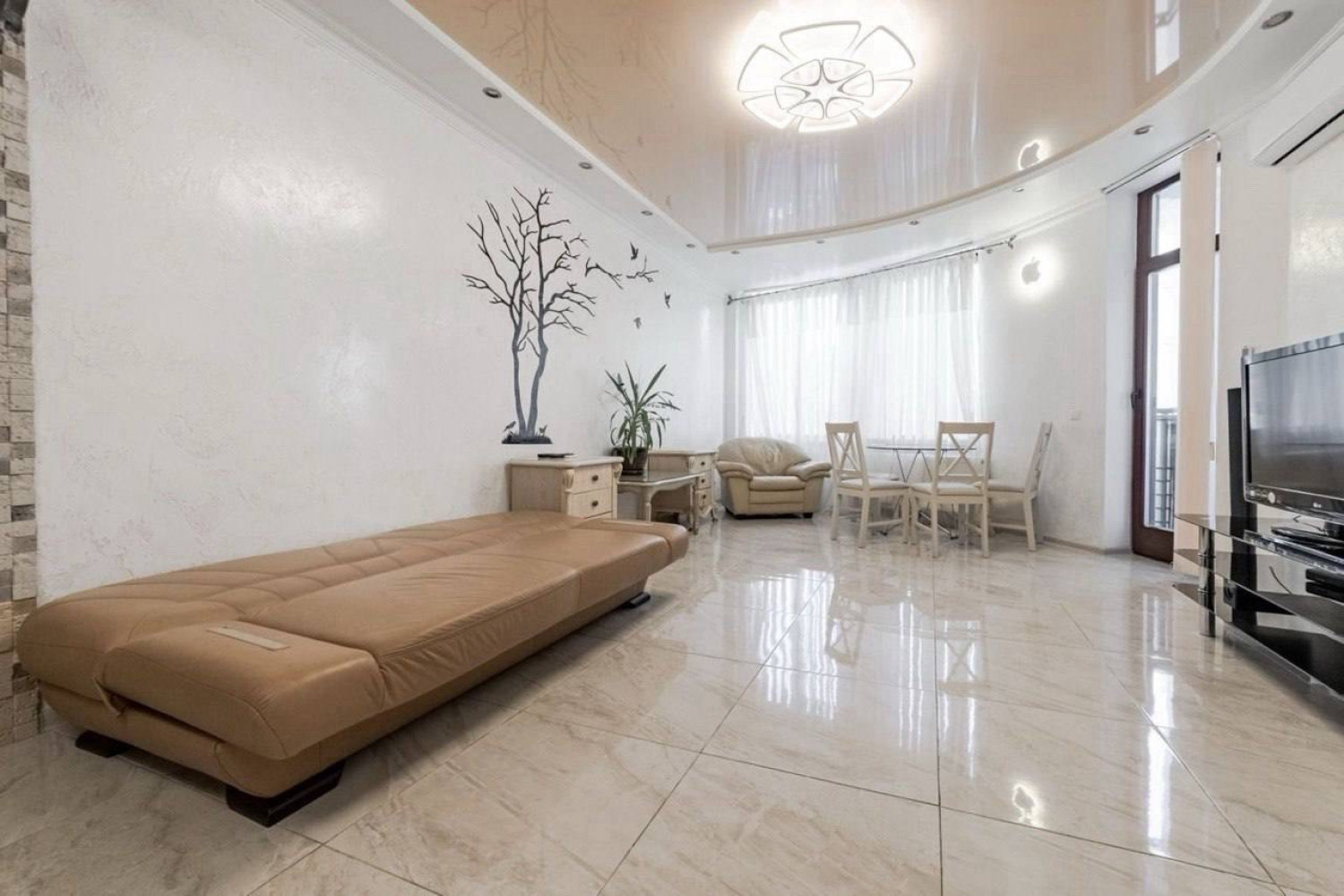 Квартира на ул. Тенистая, 108 м², 135 000$ — FAKTOR