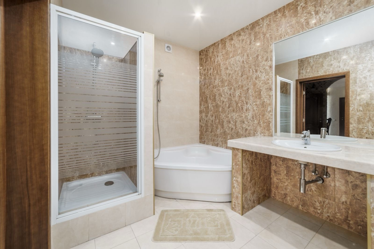 Квартира на вул. Тенистая, 110 м², 180 000$ — FAKTOR