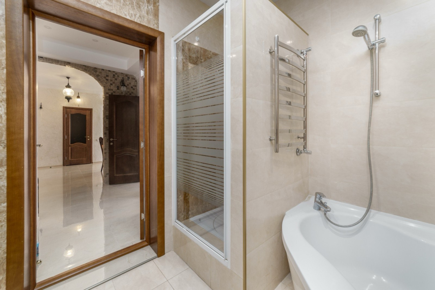 Квартира на вул. Тенистая, 110 м², 180 000$ — FAKTOR