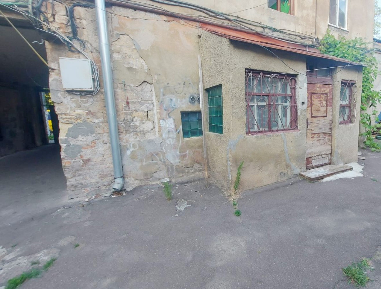 Коммерческая недвижимость на ул. Нежинская, 62 м², 70 000$ — FAKTOR