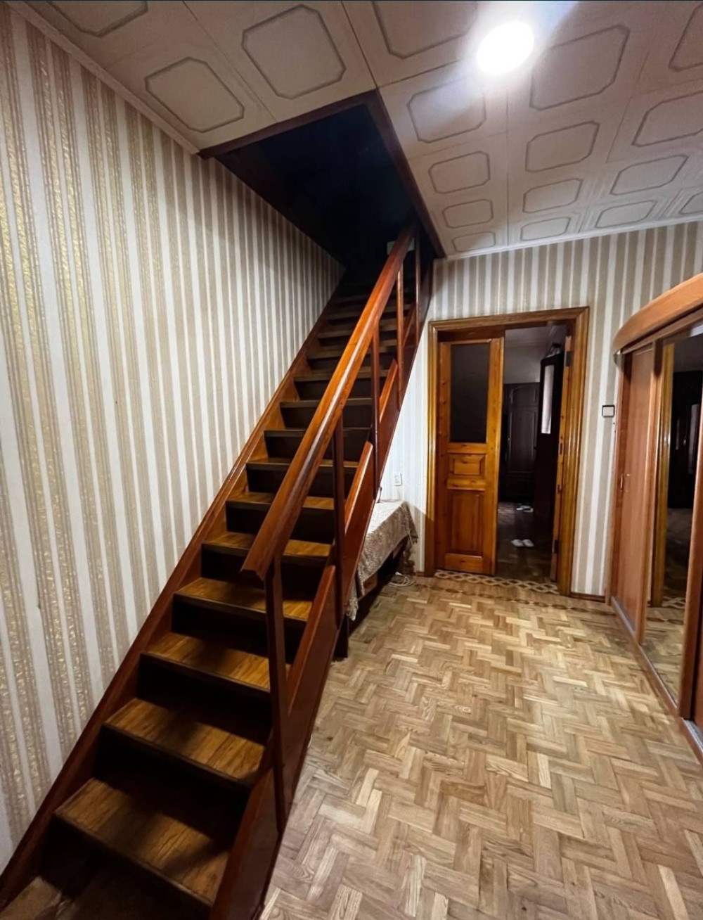 Будинок на вул. Крушельницкой, 228 м², 150 000$ — FAKTOR