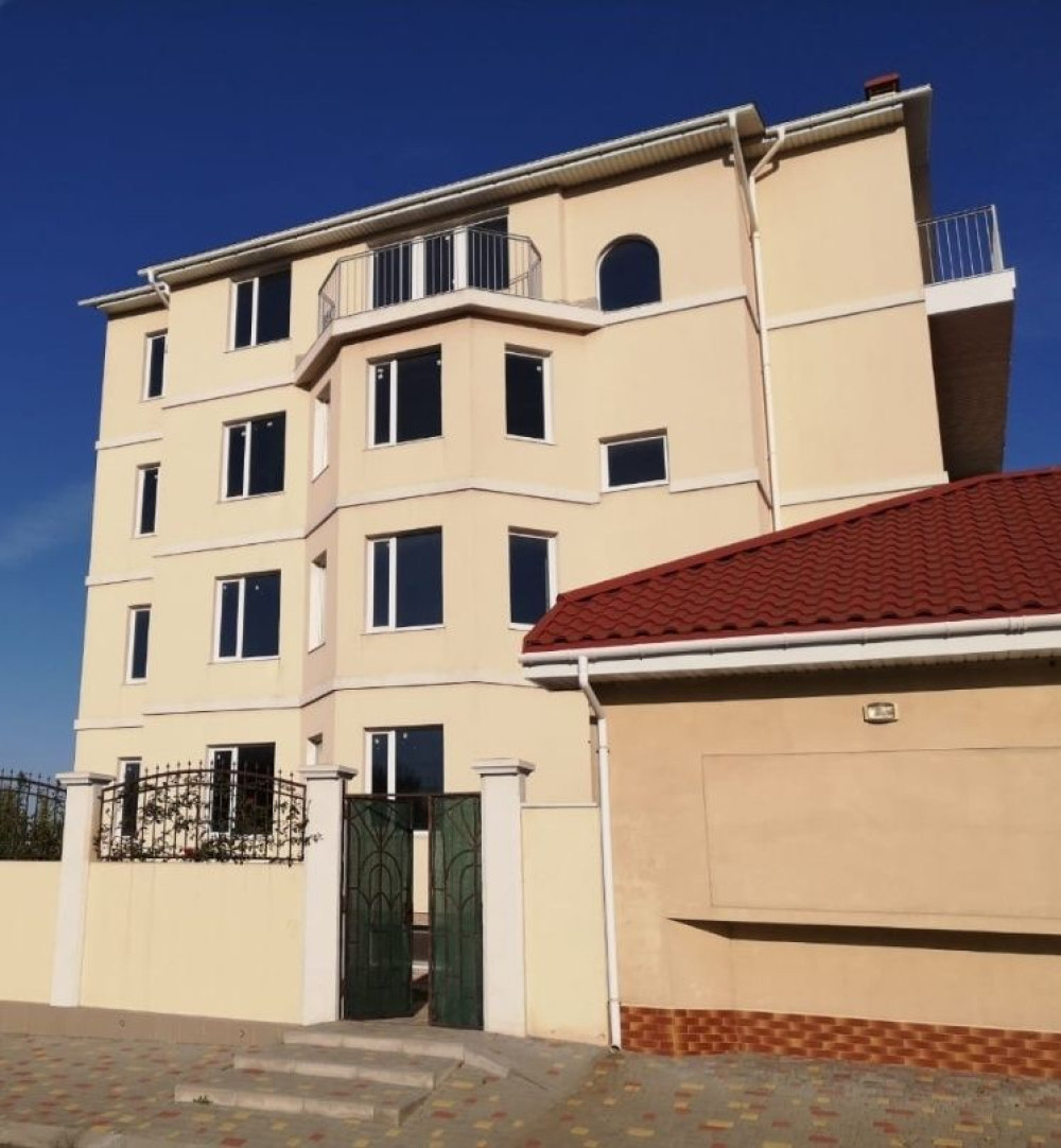 Дом на ул. Радужная, 1500 м², 675 000$ — FAKTOR