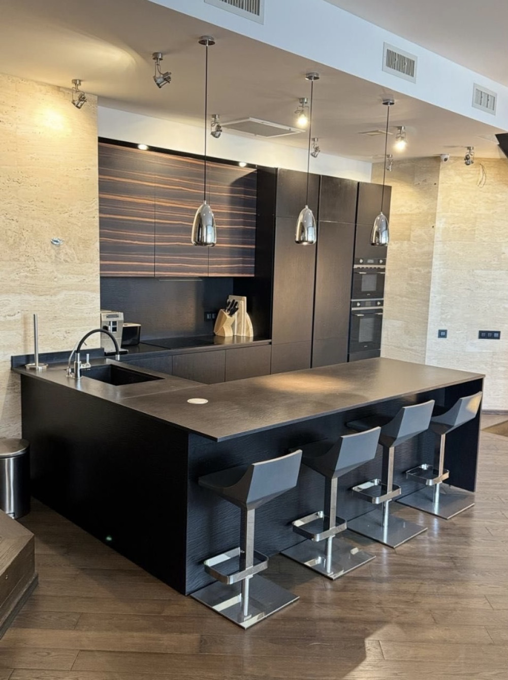 Квартира на ул. Говорова Маршала, 250 м², 350 000$ — FAKTOR