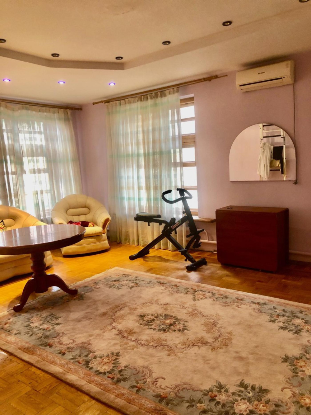 Будинок на вул. Гаршина пер., 300 м², 400 000$ — FAKTOR