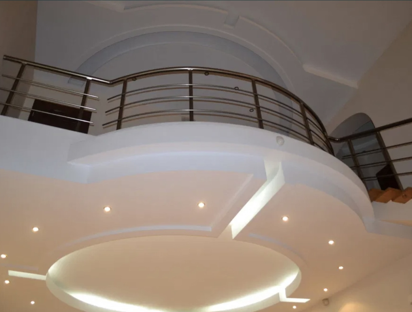 Будинок на вул. Бригадная, 467 м², 375 000$ — FAKTOR