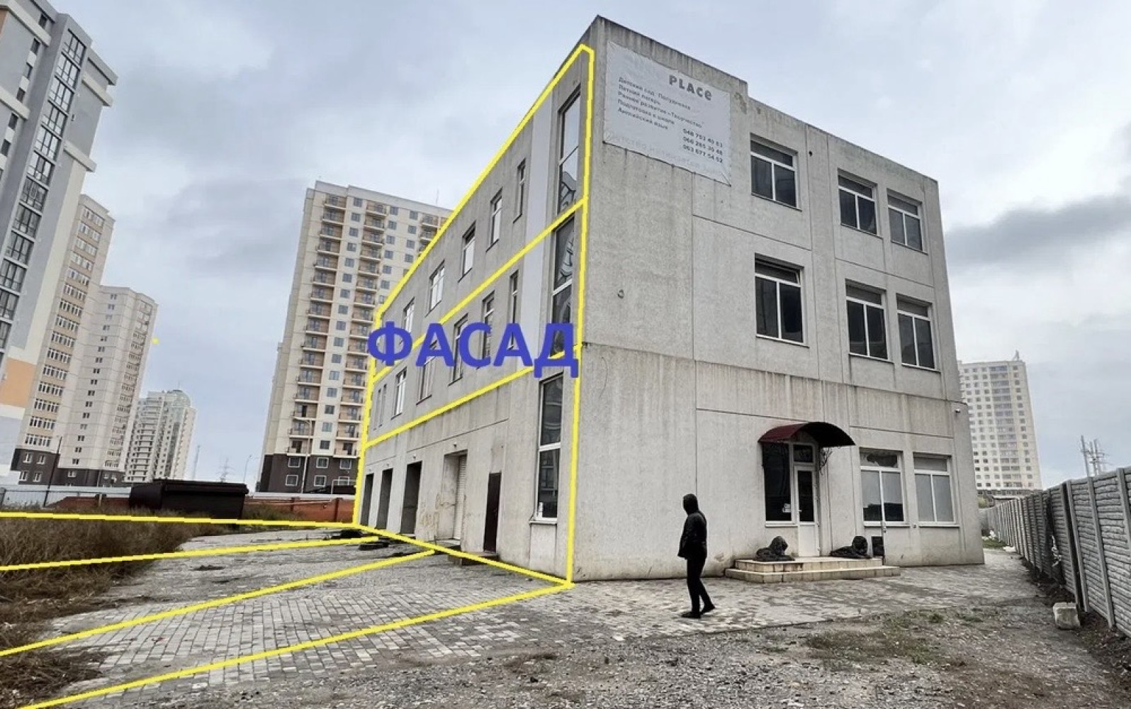 Комерційна нерухомість на вул. Жемчужная, 1850 м², 1 500 000$ — FAKTOR
