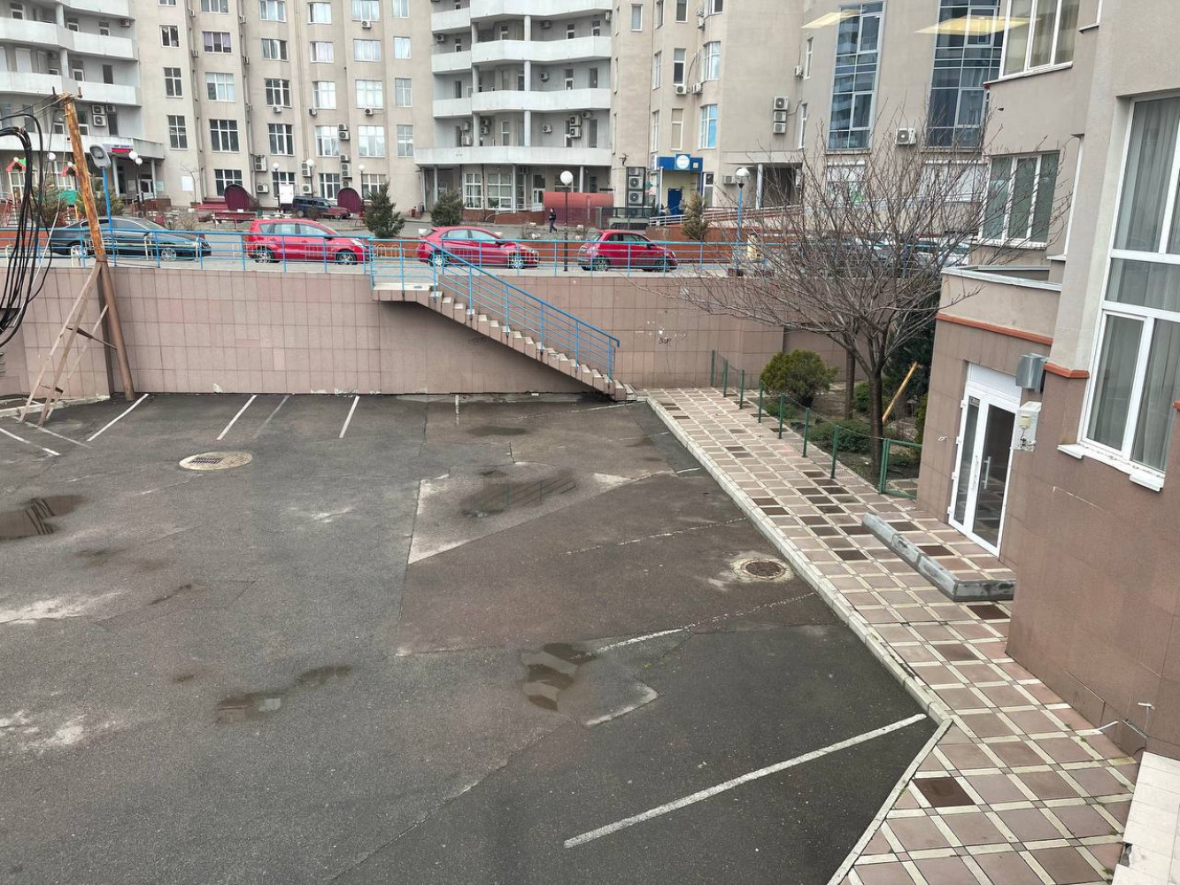 Комерційна нерухомість на вул. Среднефонтанская, 1780 м², 1 500 000$ — FAKTOR