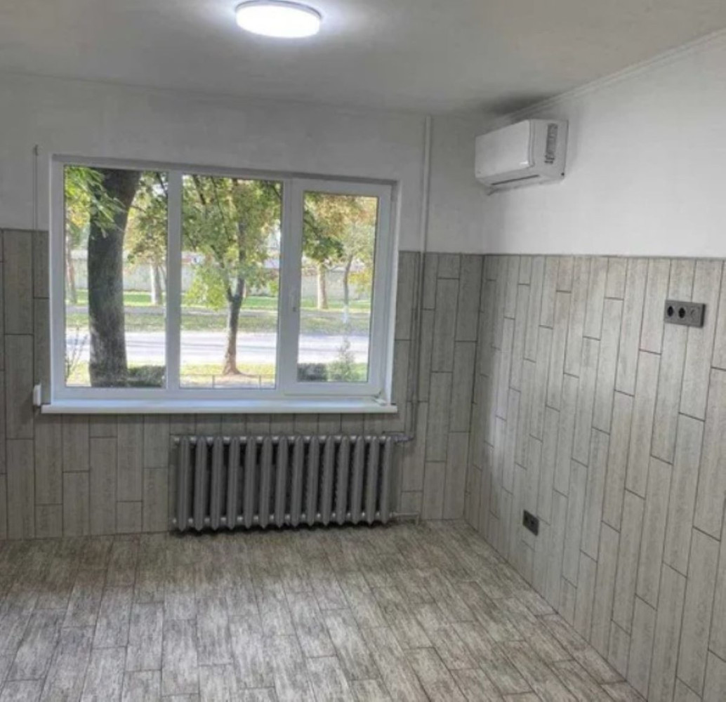 Коммерческая недвижимость на ул. Ильфа и Петрова, 48 м², 71 000$ — FAKTOR