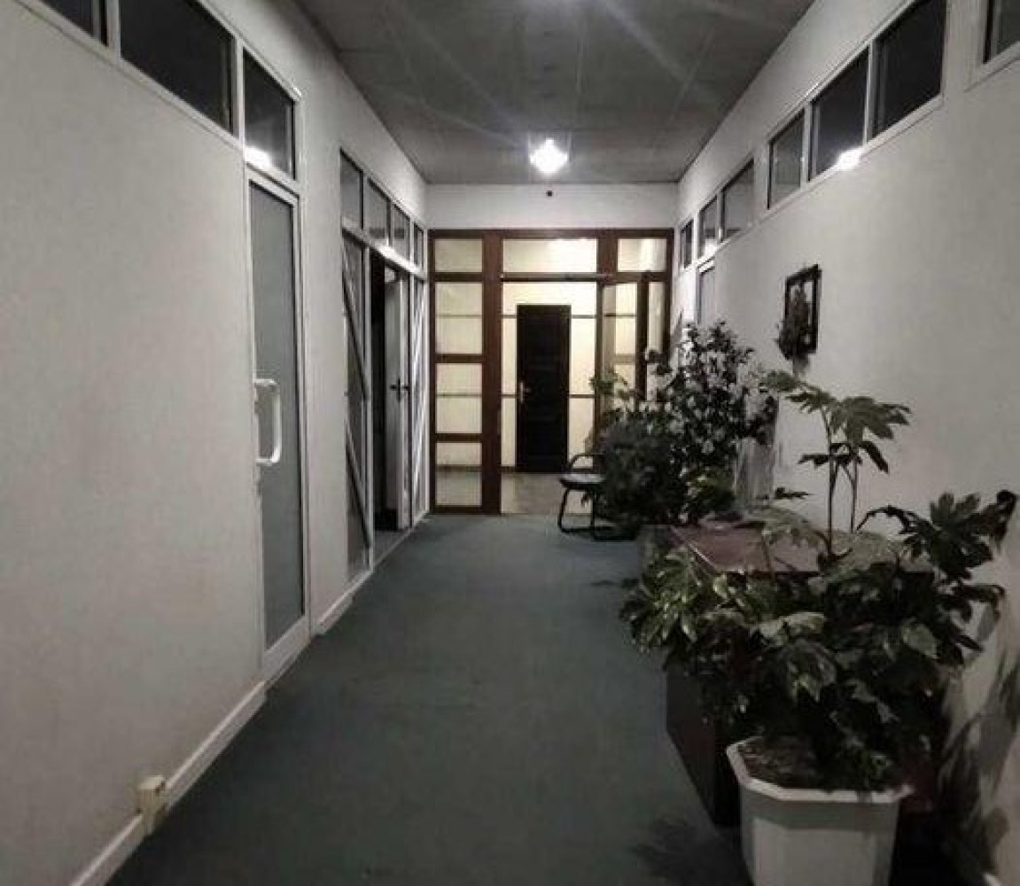 Коммерческая недвижимость на ул. Гагарина проспект, 1250 м², 1 800 000$ — FAKTOR