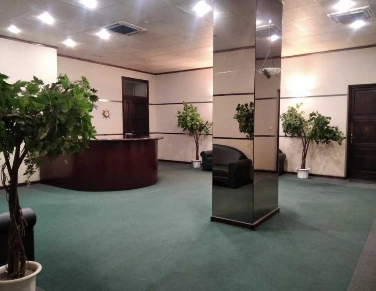 Коммерческая недвижимость на ул. Гагарина проспект, 1250 м², 1 800 000$ — FAKTOR