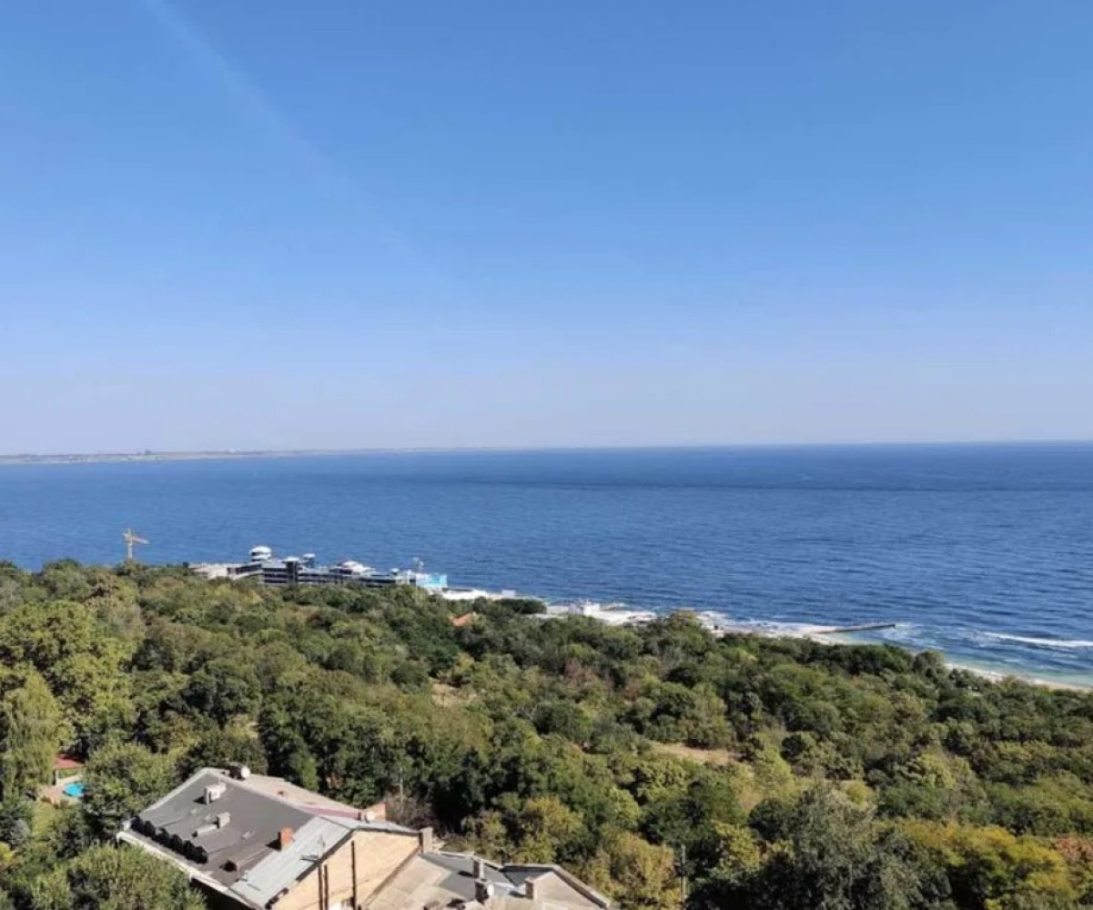 Коммерческая недвижимость на ул. Обсерваторный пер, 235 м², 260 000$ — FAKTOR