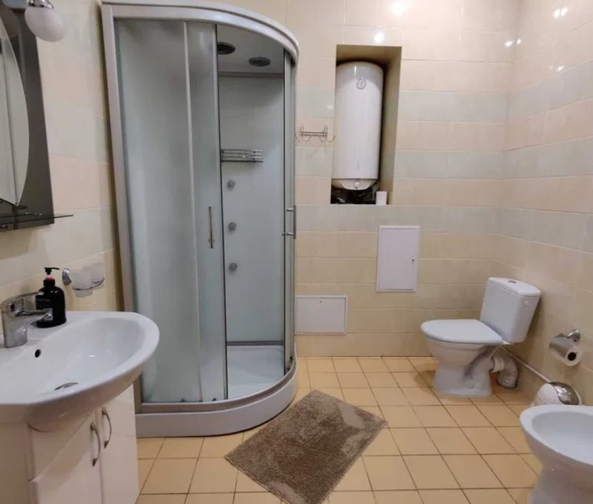 Коммерческая недвижимость на ул. Обсерваторный пер, 235 м², 260 000$ — FAKTOR