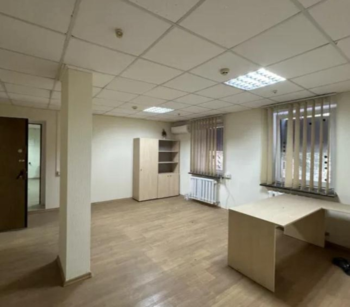 Коммерческая недвижимость на ул. Колонтаевская, 216 м², 160 000$ — FAKTOR