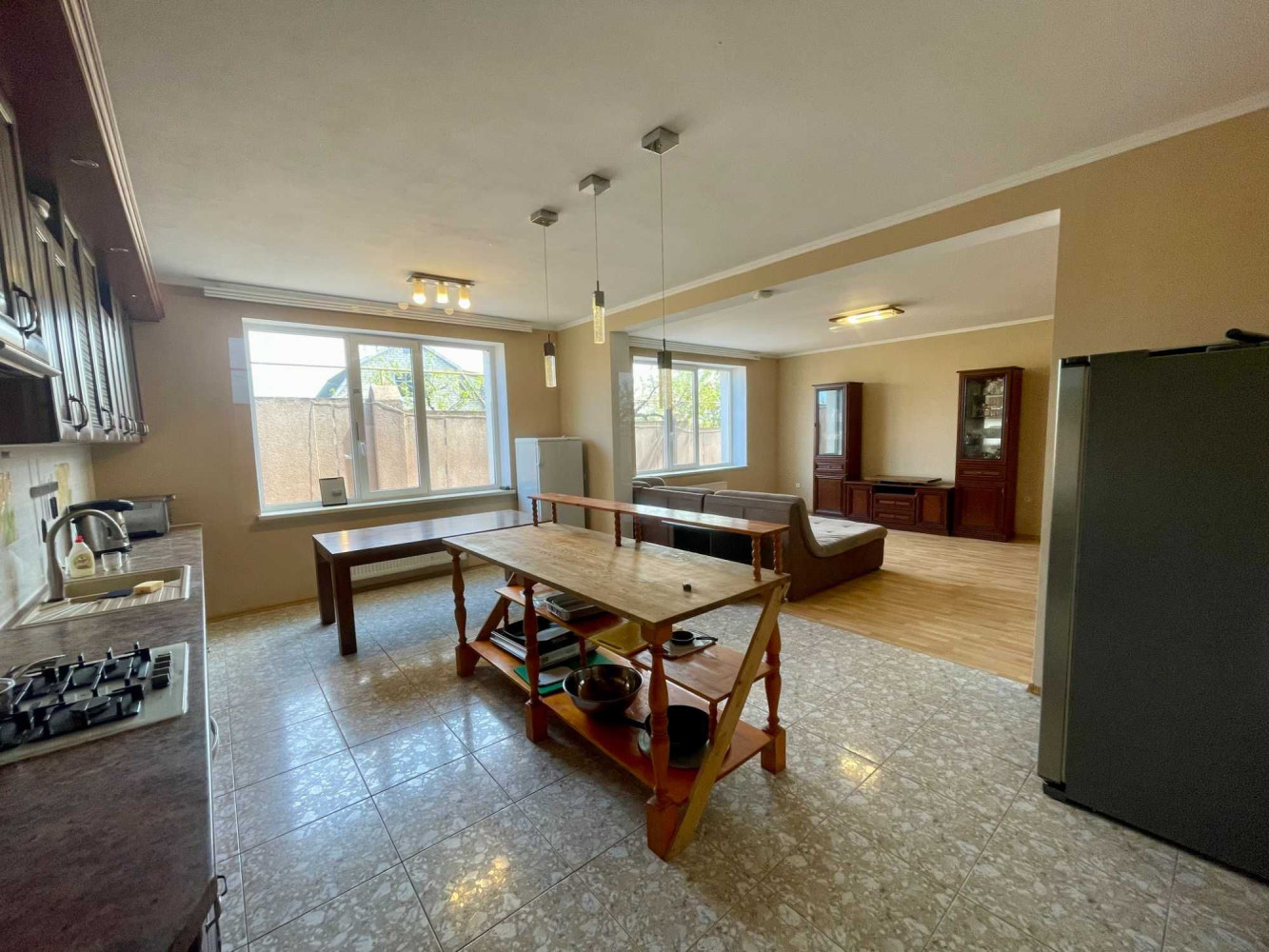 Будинок на вул. Луговая, 260 м², 149 000$ — FAKTOR