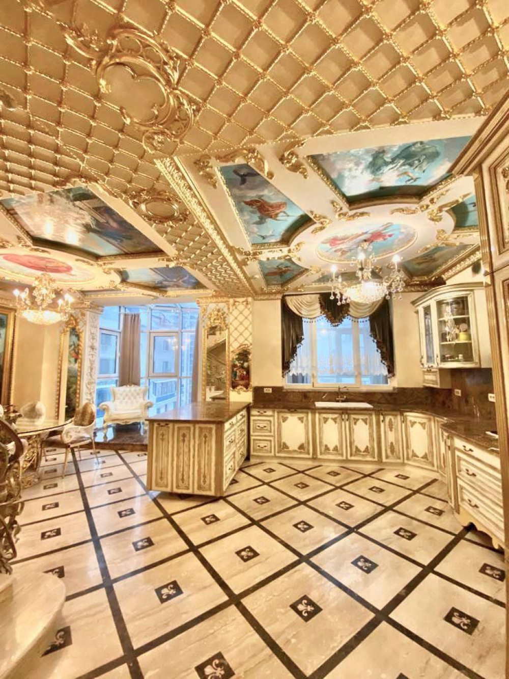 Квартира на ул. Мукачевский пер, 360 м², 500 000$ — FAKTOR