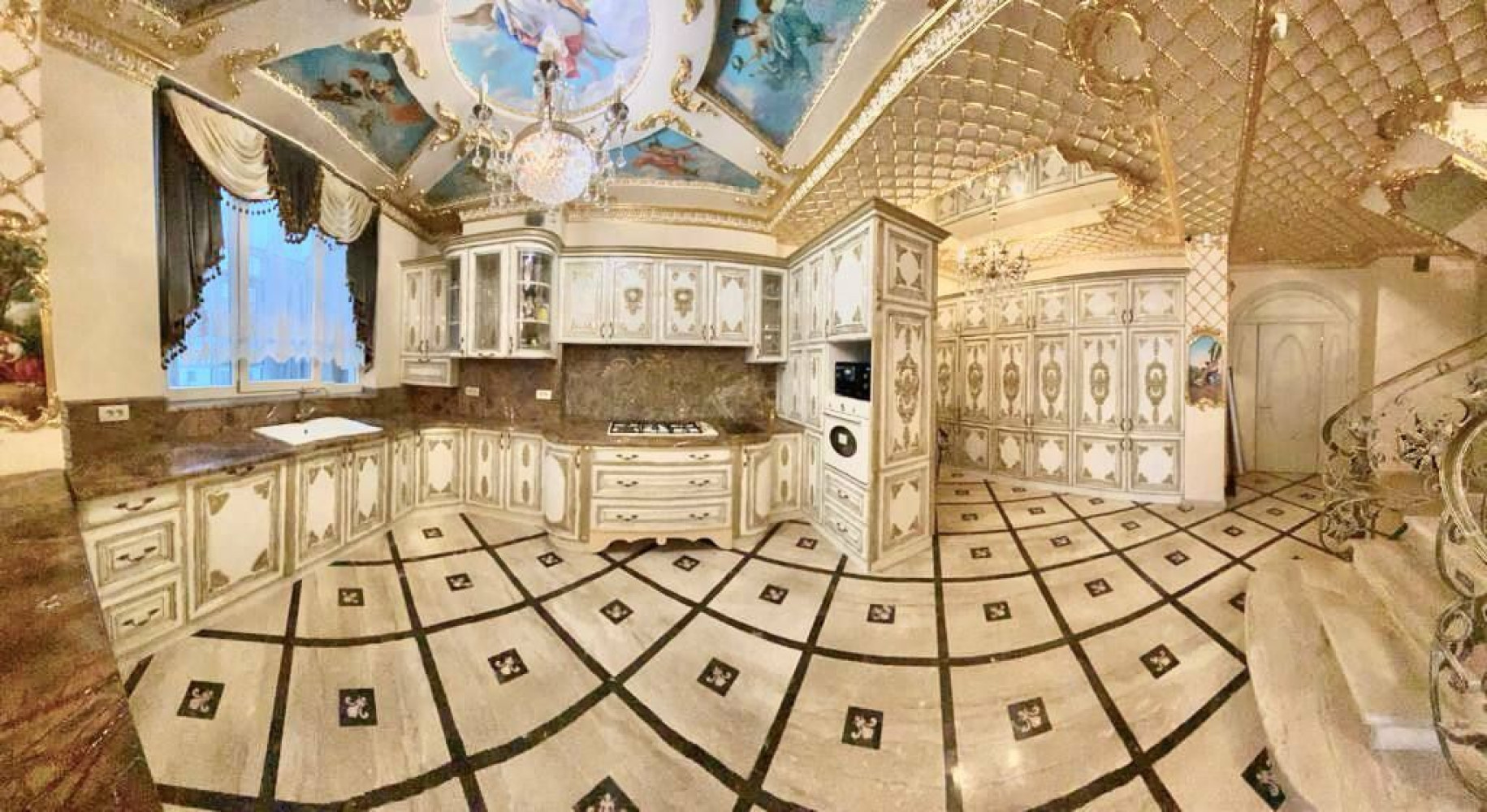 Квартира на ул. Мукачевский пер, 360 м², 500 000$ — FAKTOR