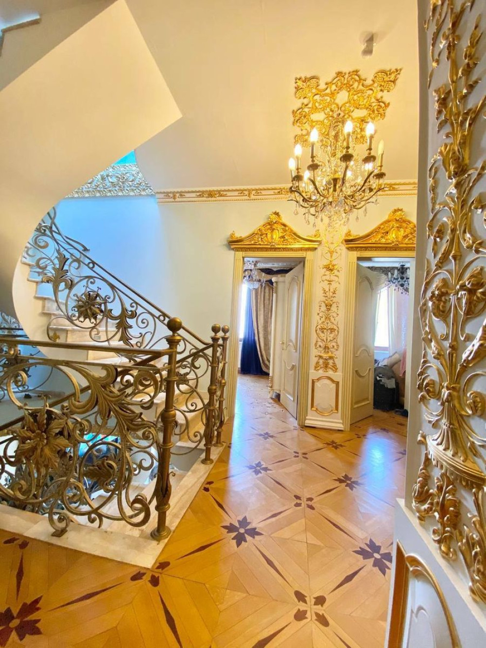 Квартира на ул. Мукачевский пер, 360 м², 500 000$ — FAKTOR