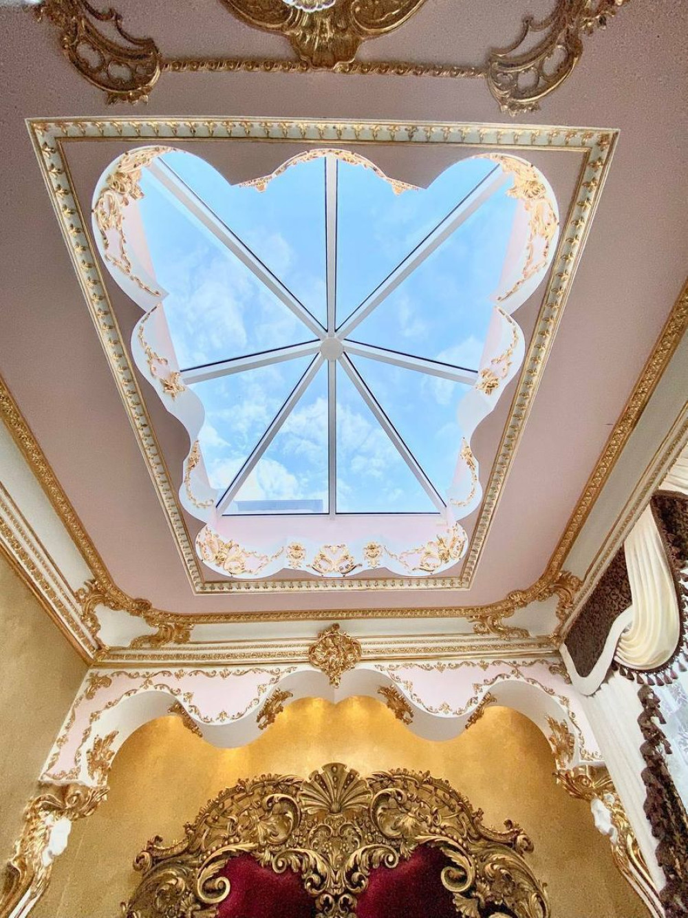 Квартира на ул. Мукачевский пер, 360 м², 500 000$ — FAKTOR