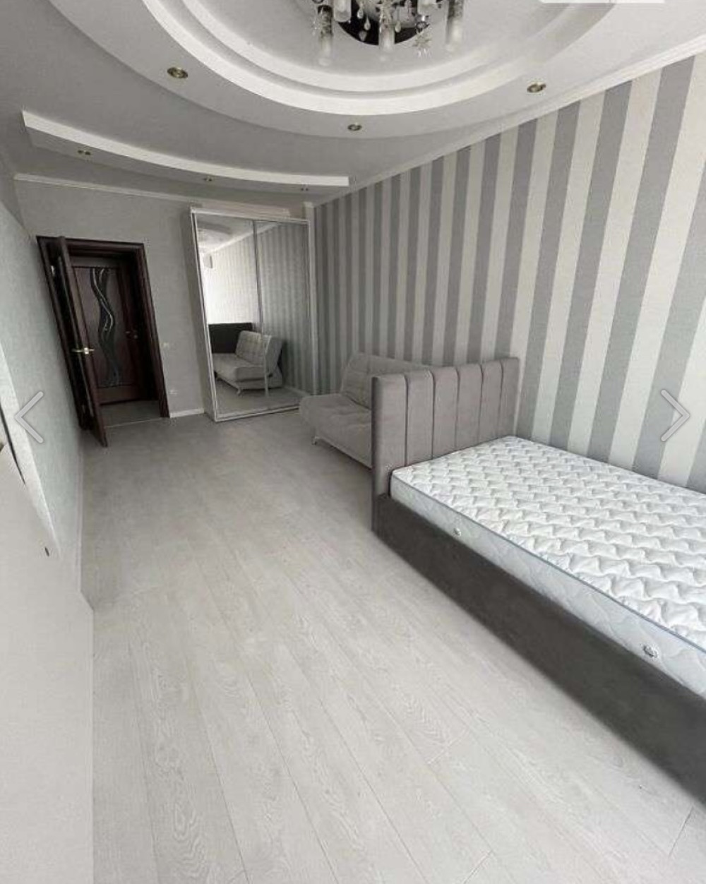 Квартира на вул. Глушко Академика проспект, 135 м², 110 000$ — FAKTOR
