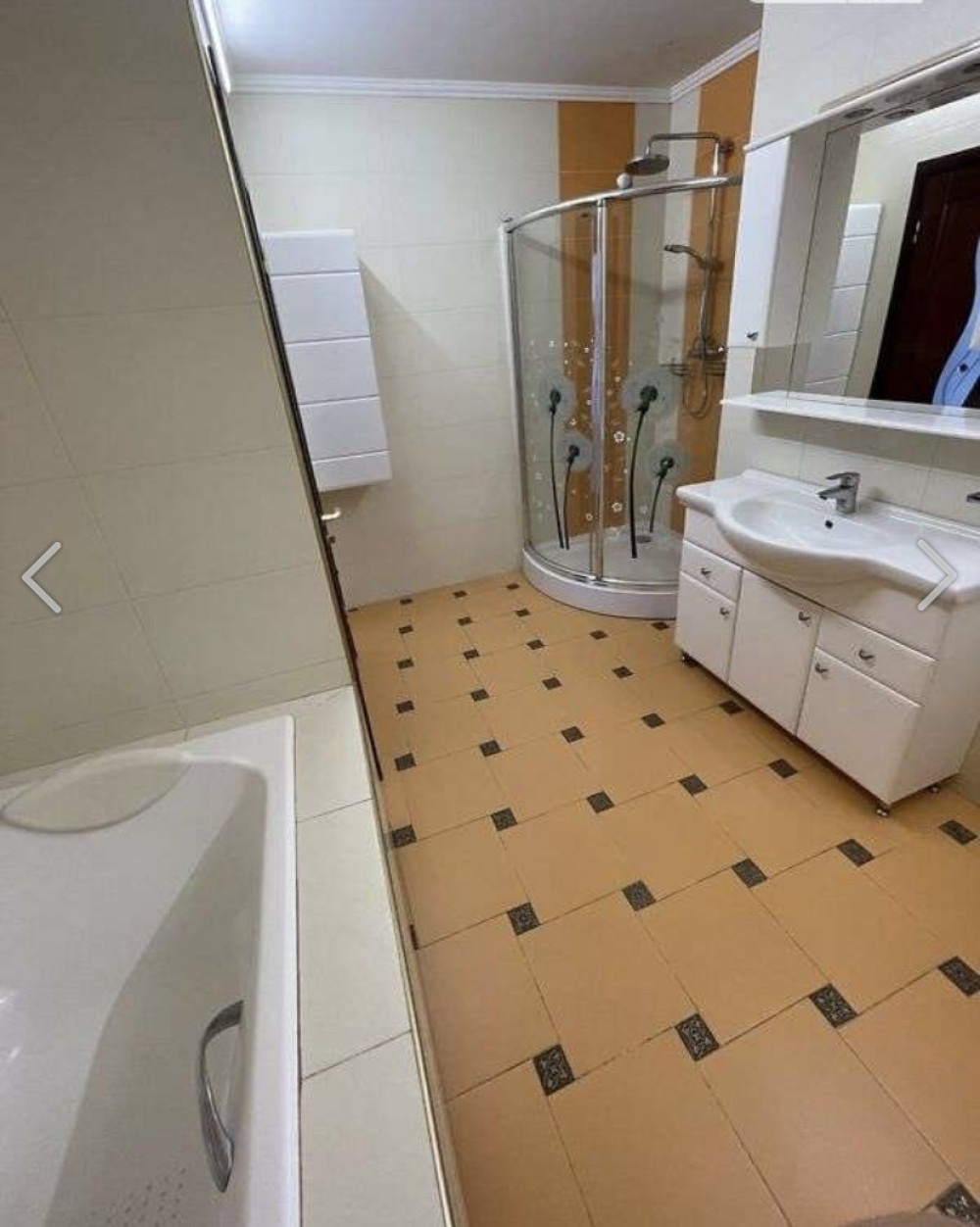 Квартира на вул. Глушко Академика проспект, 135 м², 110 000$ — FAKTOR