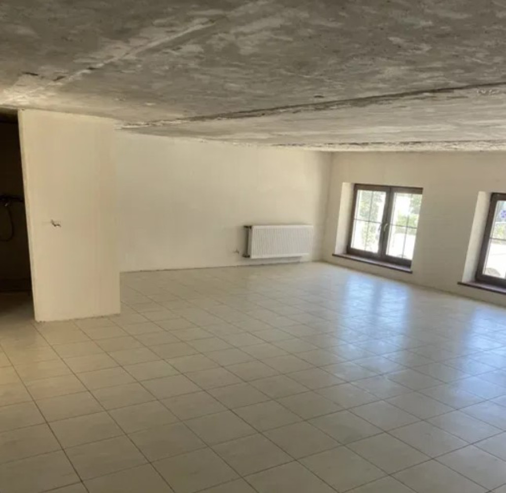 Комерційна нерухомість на вул. Каманина, 350 м², 600 000$ — FAKTOR