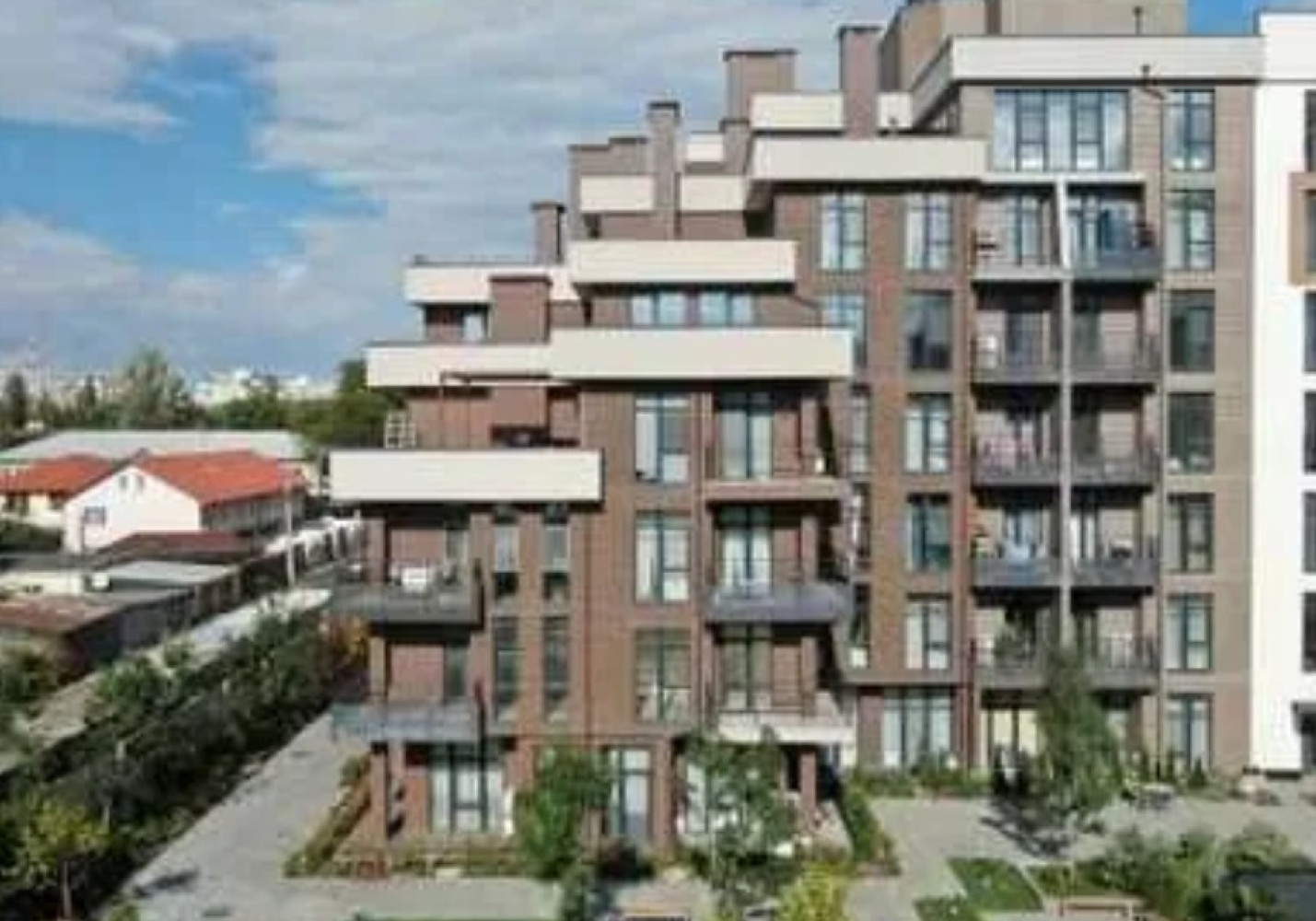 Комерційна нерухомість на вул. Неделина, 1140 м², 1 345 200$ — FAKTOR