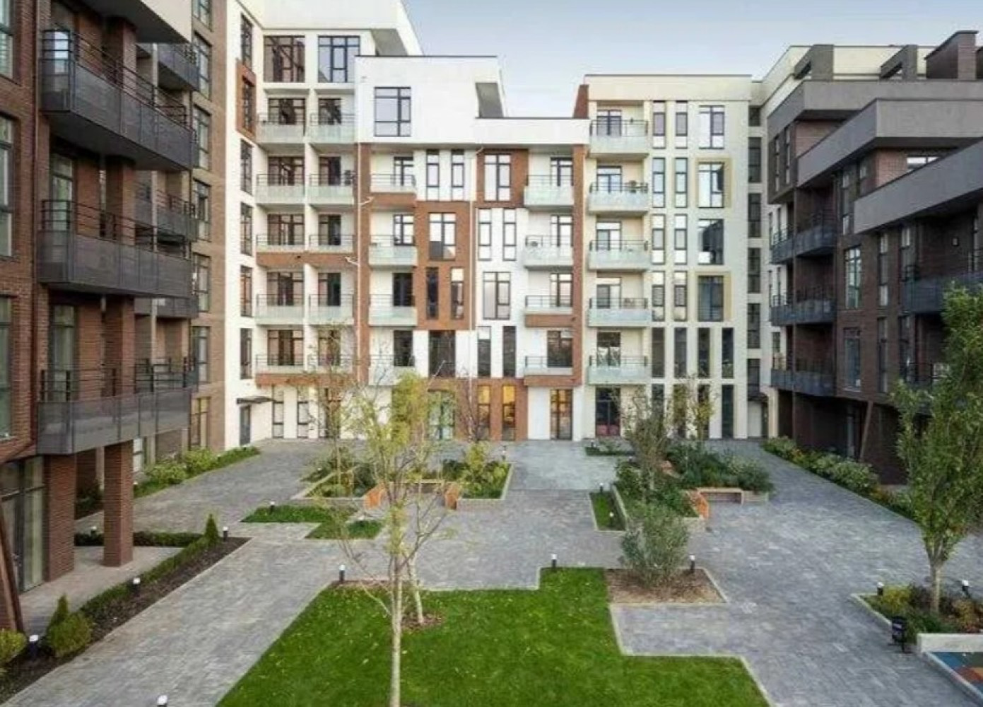 Комерційна нерухомість на вул. Неделина, 1140 м², 1 345 200$ — FAKTOR