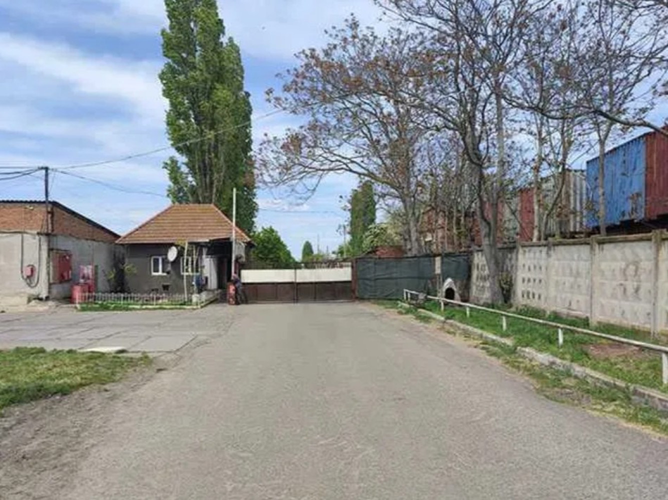 Комерційна нерухомість на вул. Базовая, 5674 м², 750 000$ — FAKTOR