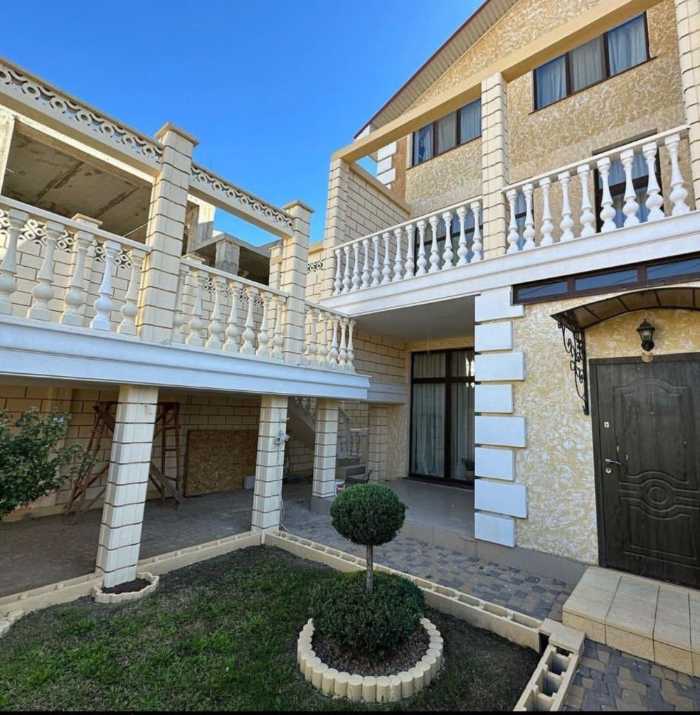 Будинок на вул. Светлая (Царское село), 300 м², 310 000$ — FAKTOR