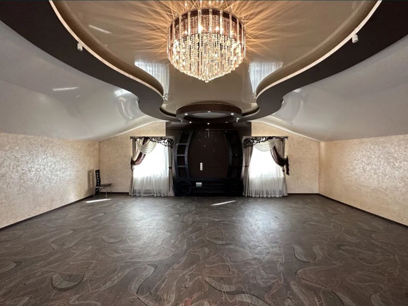 Будинок на вул. Светлая (Царское село), 300 м², 310 000$ — FAKTOR
