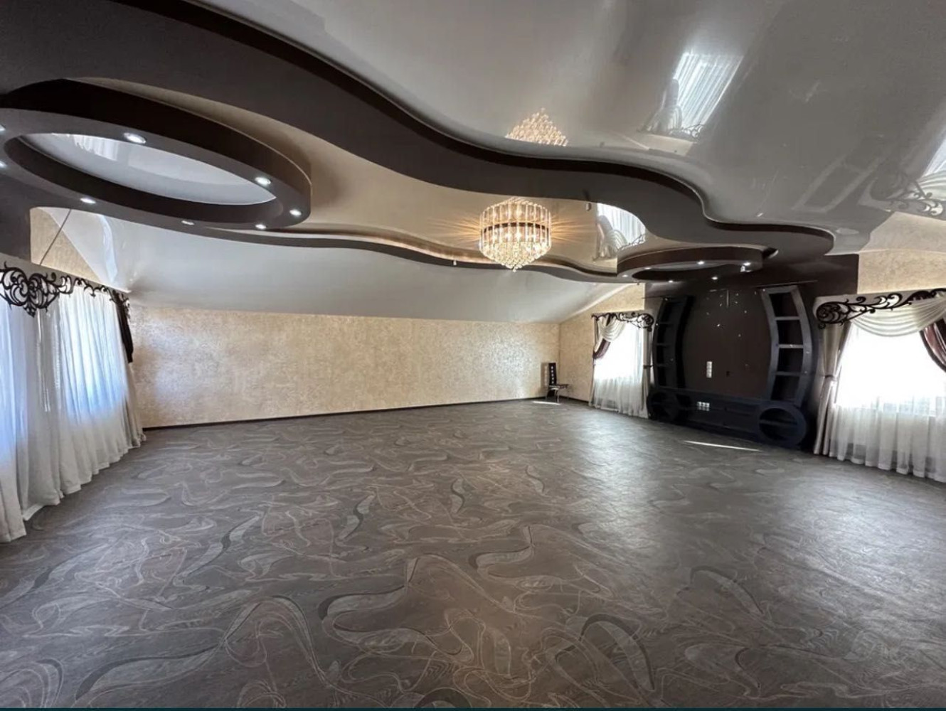 Будинок на вул. Светлая (Царское село), 300 м², 310 000$ — FAKTOR