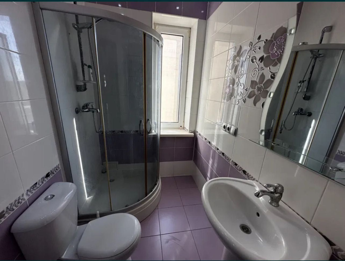Будинок на вул. Светлая (Царское село), 300 м², 310 000$ — FAKTOR
