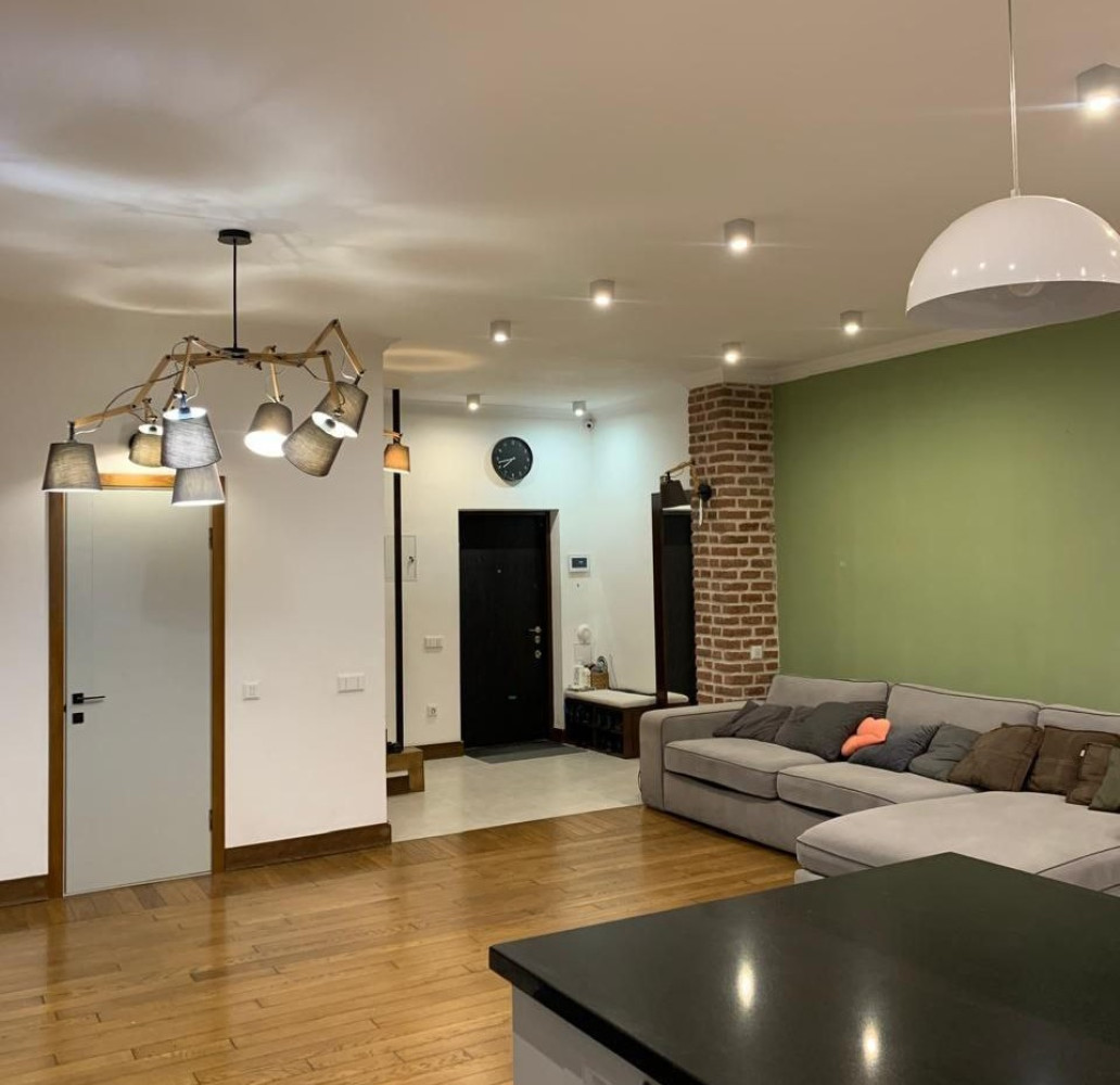 Квартира на вул. Армейская, 200 м², 290 000$ — FAKTOR