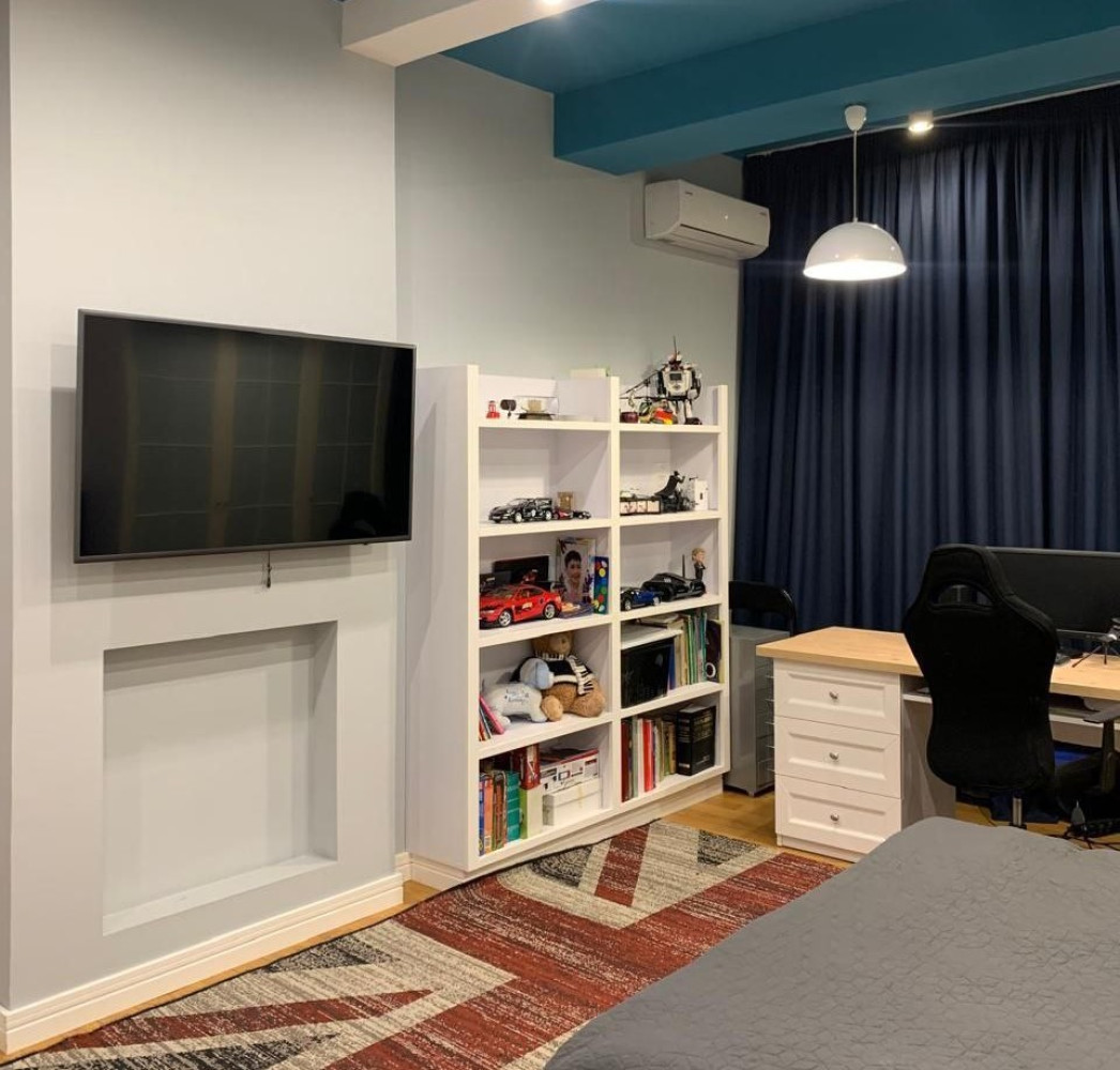 Квартира на вул. Армейская, 200 м², 290 000$ — FAKTOR