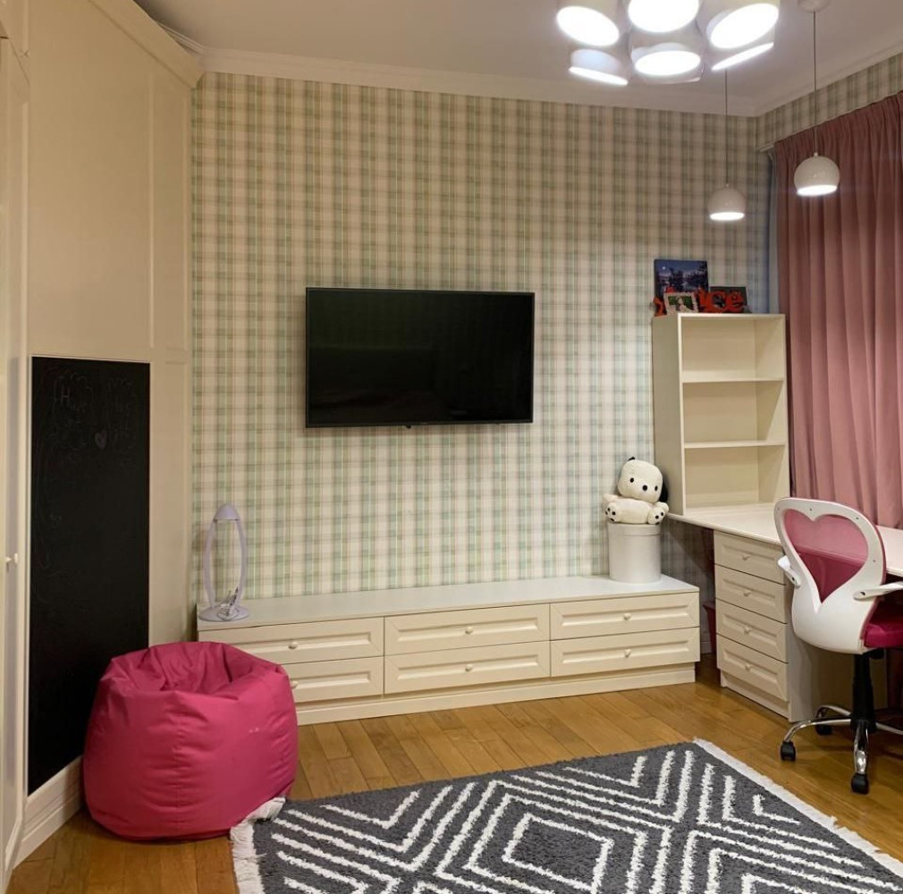 Квартира на вул. Армейская, 200 м², 290 000$ — FAKTOR