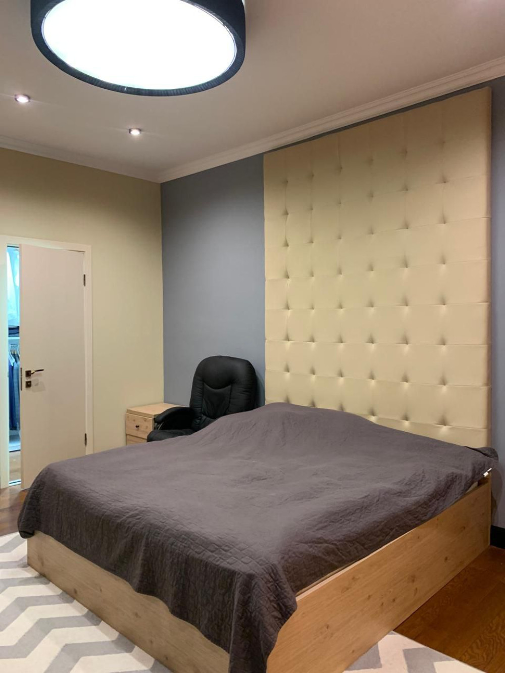 Квартира на вул. Армейская, 200 м², 290 000$ — FAKTOR