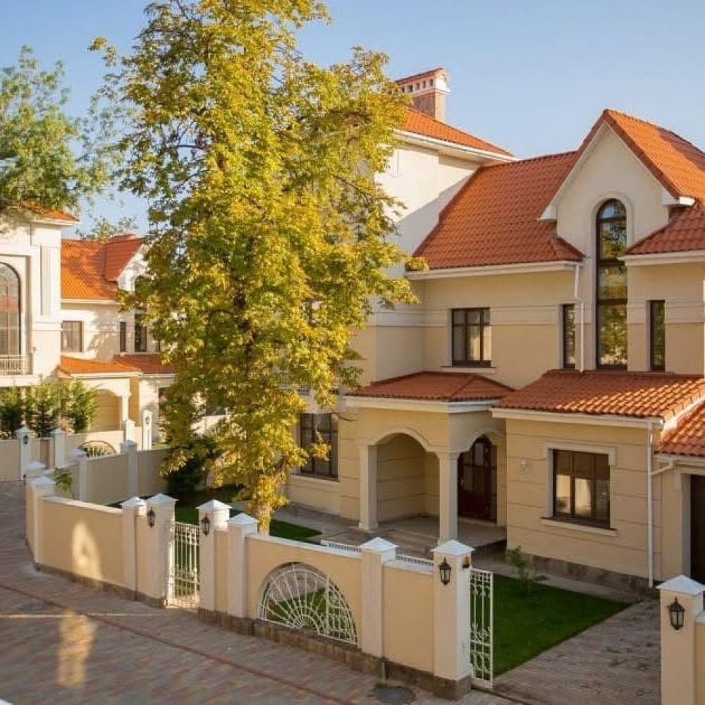 Дом на ул. Дмитриевская (Донского) (Фонтан), 444 м², 530 000$ — FAKTOR