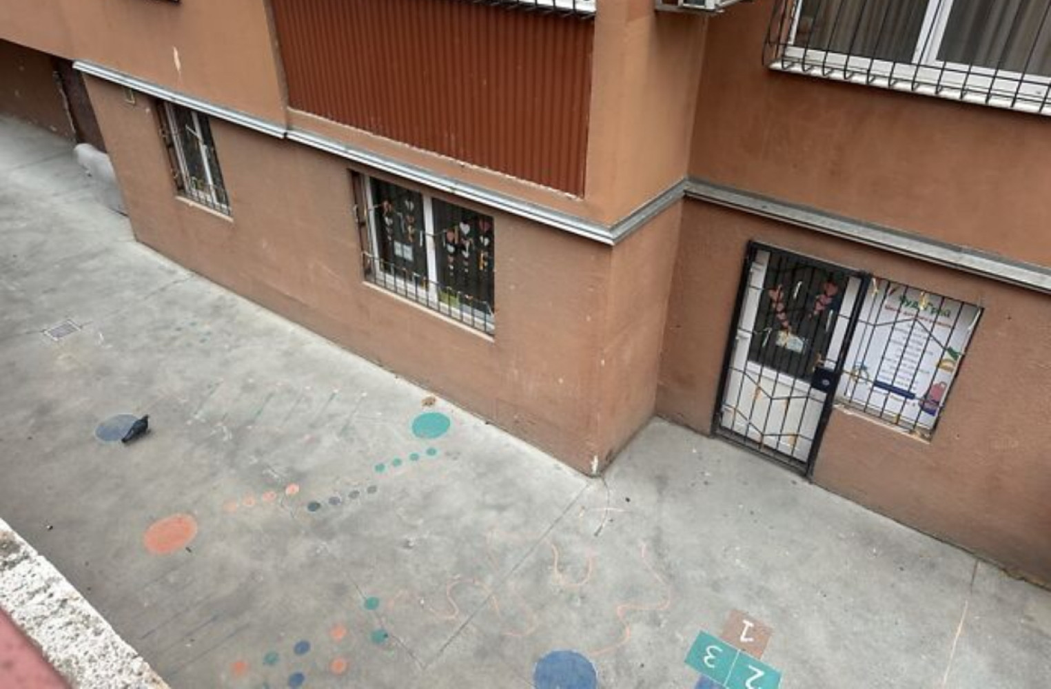 Комерційна нерухомість на вул. Массив Радужный, 58 м², 39 000$ — FAKTOR